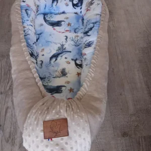 Beige oceaan babynest