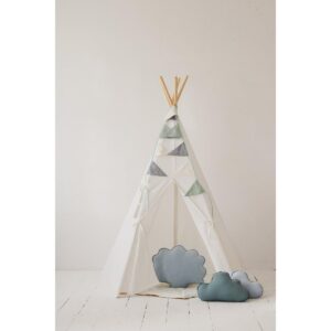 Witte Tipi + tapijt